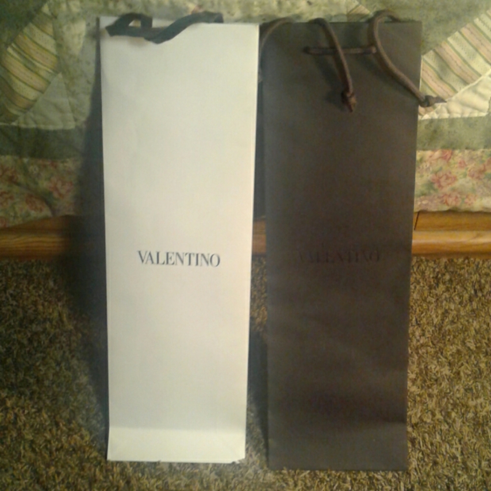 2 Valentino White/Purple Tall Shopping Jewelry Bag
